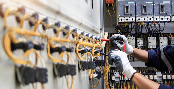 Professional Electrician technician working in El Portal, FL